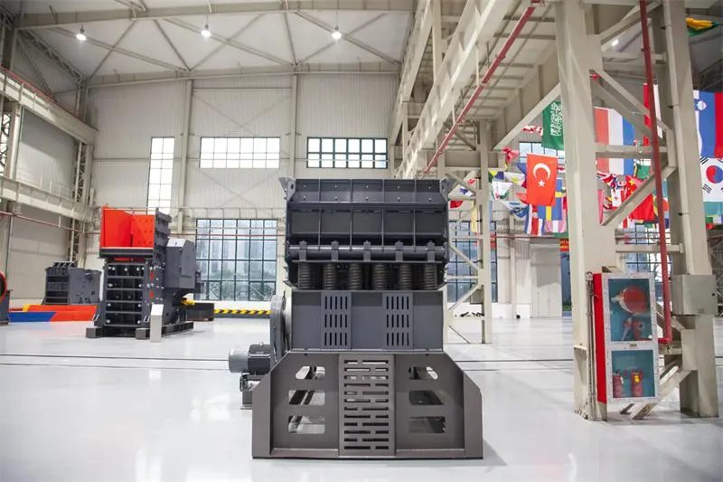 https://shmuker.oss-cn-hangzhou.aliyuncs.com/data/oss/66cfd7603dfc4b7004f304ac/66d56c26c70a712e82152eb9/20240910164800/F5X-Vibrating-Feeder-2.jpg