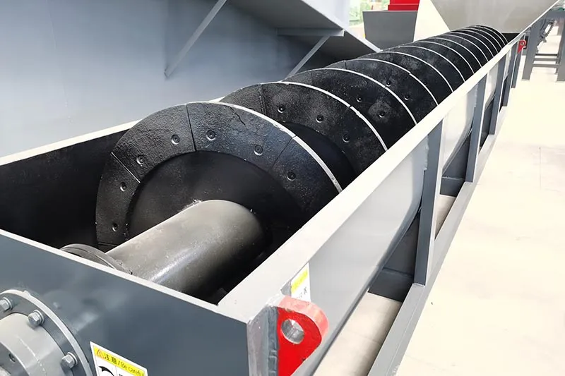 https://shmuker.oss-cn-hangzhou.aliyuncs.com/data/oss/66cfd7603dfc4b7004f304ac/66d56c26c70a712e82152eb9/20240910174636/lsx-series-spiral-sand-washer-4.jpg
