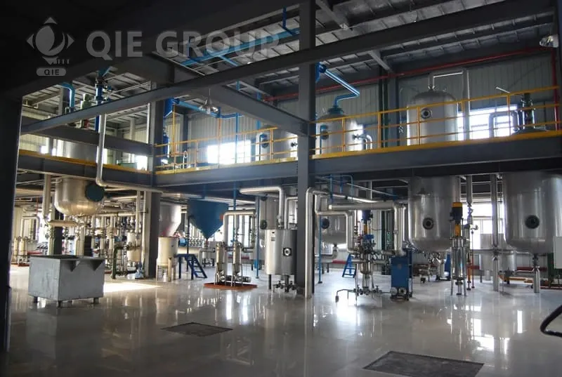 soybean-oil-refining-workshop.webp