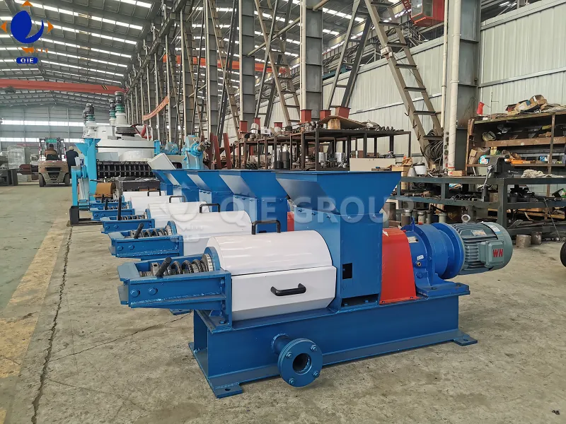 Single screw palm oil press