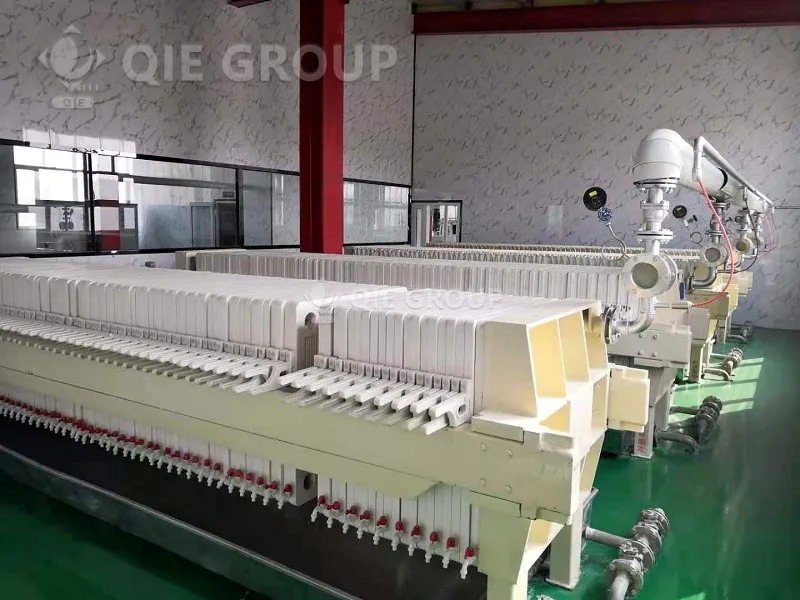 Dewaxing of sunflower oil