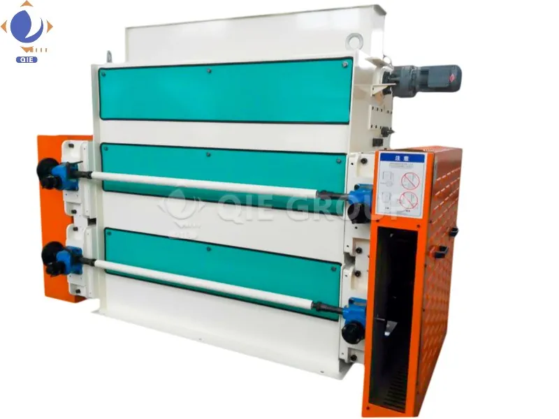 Soybean crushing machine