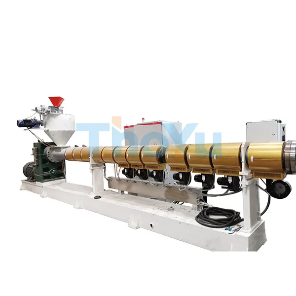 Plastic extrusion machine