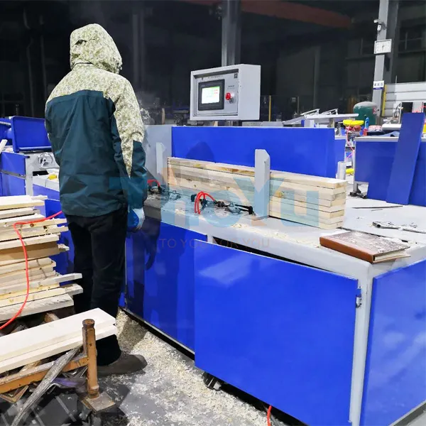 https://shmuker.oss-cn-hangzhou.aliyuncs.com/data/oss/681c57cbb9186d36f6d28816/68218e2c3bbe3801b10e4c37/20250603170500/Pallet-chamfer-machine-3.jpg