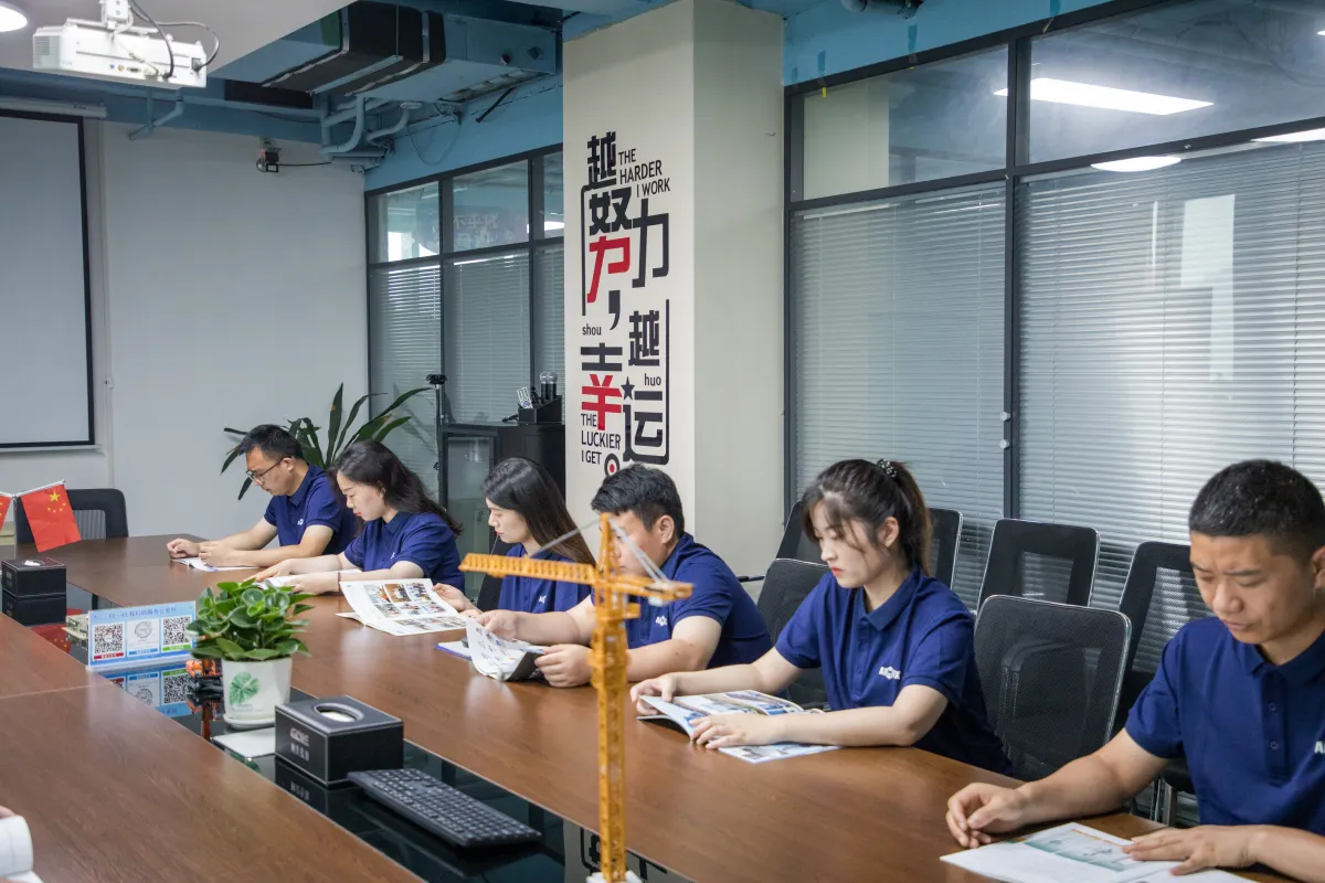 https://shmuker.oss-cn-hangzhou.aliyuncs.com/data/oss/682d89054527840c60fb0d2e/682e7f724527840c60fb20ca/20250620150049/aimix_team.jpg