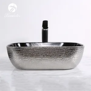 https://shmuker.oss-cn-hangzhou.aliyuncs.com/data/oss/common/20240622184014/20240622/20816b6fdcdb2598a1b4aa498ab22379.jpg