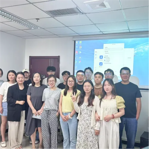 https://shmuker.oss-cn-hangzhou.aliyuncs.com/tmp/temporary/635f7c82b1949146405713b3/635f7c83b1949146405713b9/20240904142138/team3.png